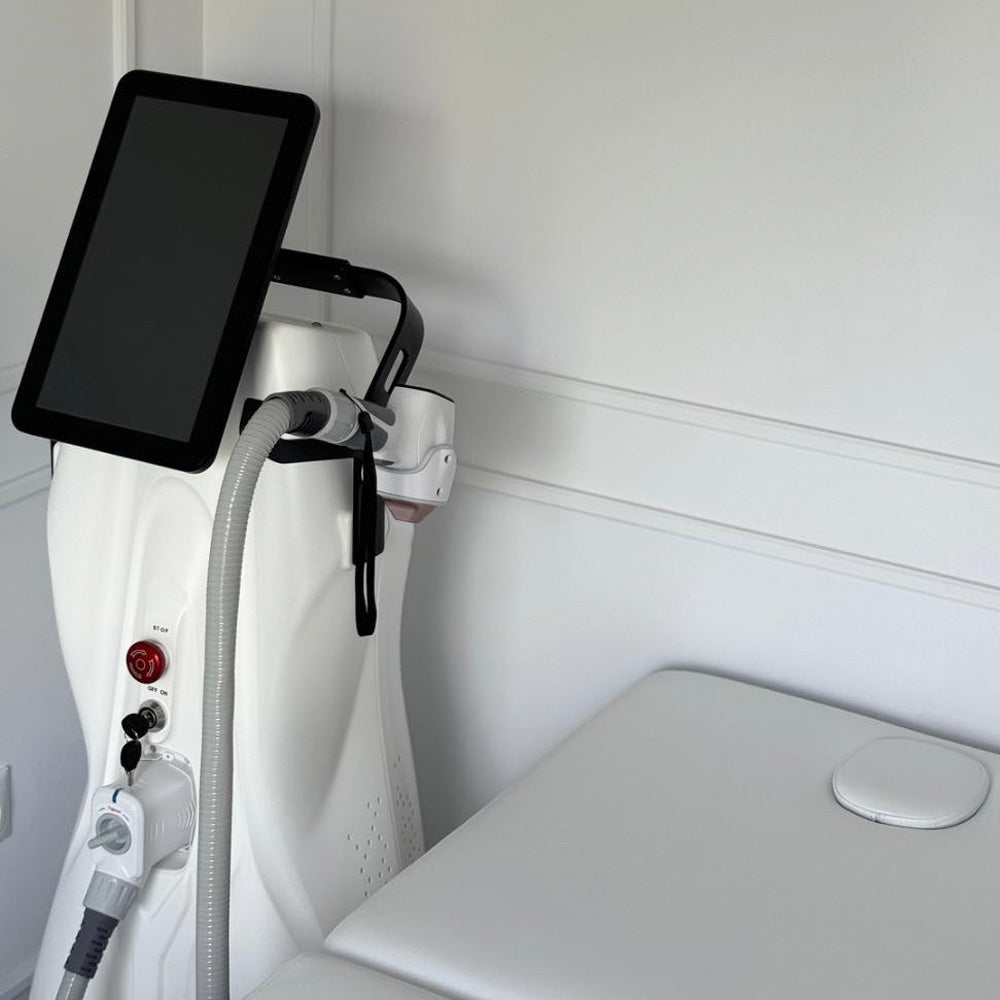 RAYTONE NOVIS – Hair Removal Super Diode Laser Workstation for Smooth Skin